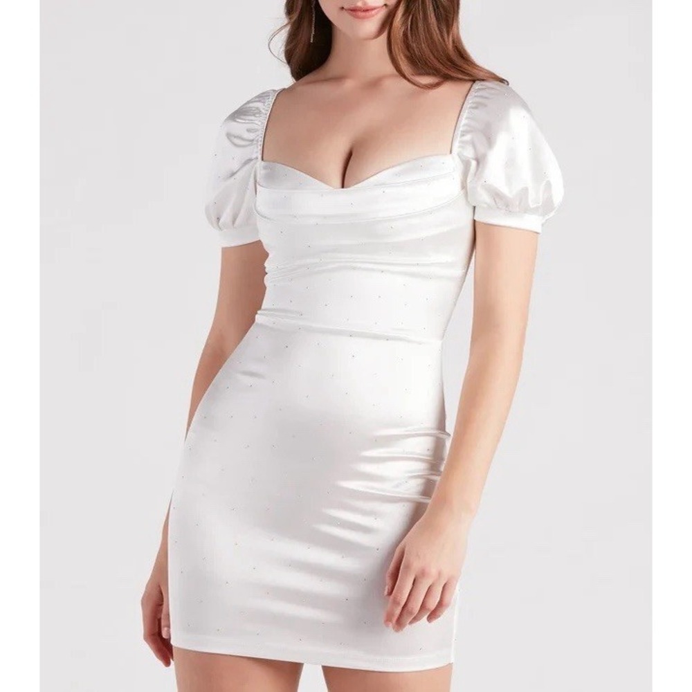 Windsor Lexi Bodycon‎ Mini Dress White Rhinestone Embellished Size XS Cocktail